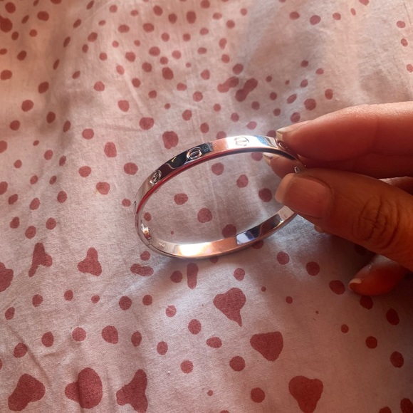 Cartier Love bracelet - Picture 9 of 11